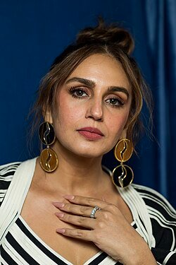 Huma Qureshi Steps Into a Gothic Dreamscape as Elizabeth – What to Expect From Yash’s Toxic: A Fairy Tale for Grown‑Ups